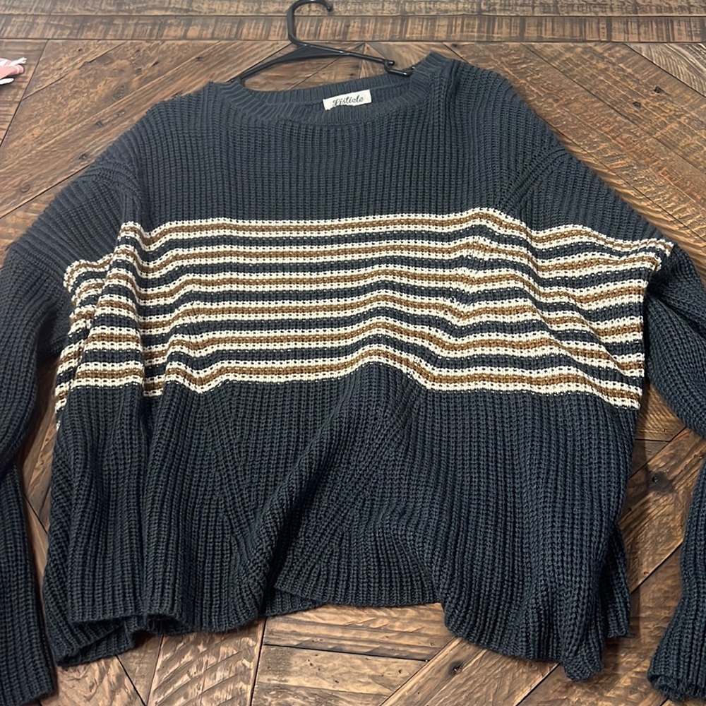 Medium Knit Sweater